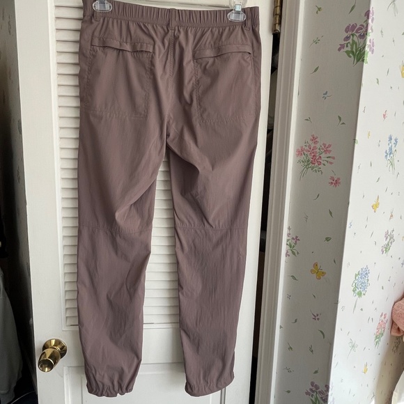REI Co-op Women's Quick Dry Brown Hiking Pants Size 8 - Picture 2 of 9